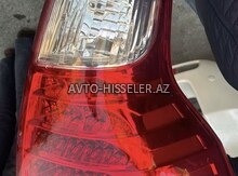 Toyota Prado 2010-2013 sağ stop işığı