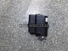 Toyota Prado yan güzgü mühərriyi