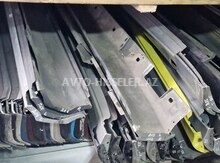 🚗 Mercedes-Benz Yan Spoller