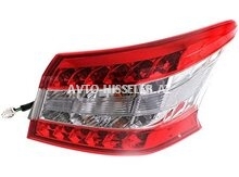 Nissan Sentra 2012 stop işığı