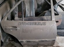 Mercedes W124 190 Qapısı