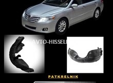 Toyota Camry 2006-2023 Padkrelnik