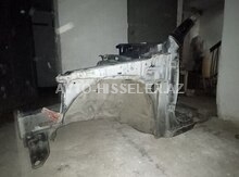 Hyundai i30 Lonjeronu