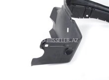 🔧 Mercedes-Benz W210 Ön Sağ Qanad Altlığı (Padkrelnik)  – 2106989630