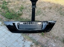 Mercedes W211 nömrə altlığı