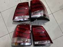 Toyota Land Cruiser 200 stop faraları