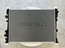 BYD Destroyer 05 su radiatoru