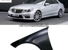 🚙 Mercedes W212 E Klass ön sağ qanad krlo -avto-hisseler.az