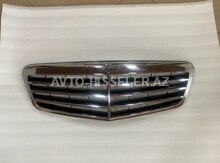🚗 Mercedes W212 2009-2013 Radiator Barmaqlığı (Ablisovka) – Paxlava 