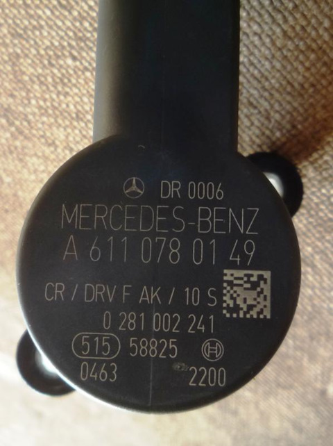611 078 01 49