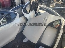 Toyota Aqua qapıları -avto-hisseler.az