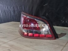 Nissan Altima 2013-15 stop işığı